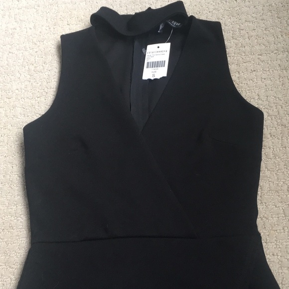 Elegent  Asymmetrical Choker Neck Dress - Picture 11 of 17